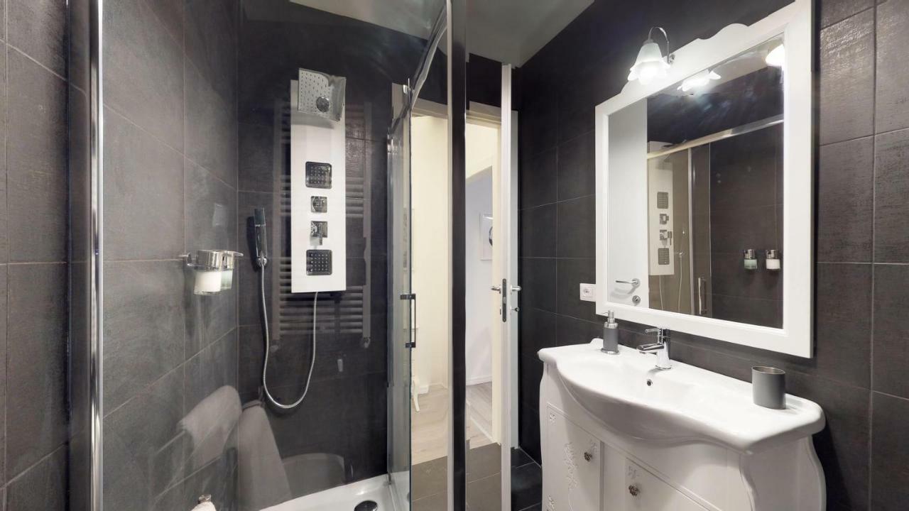 Luxury 2 Bedrooms Apartment Milano Exteriör bild